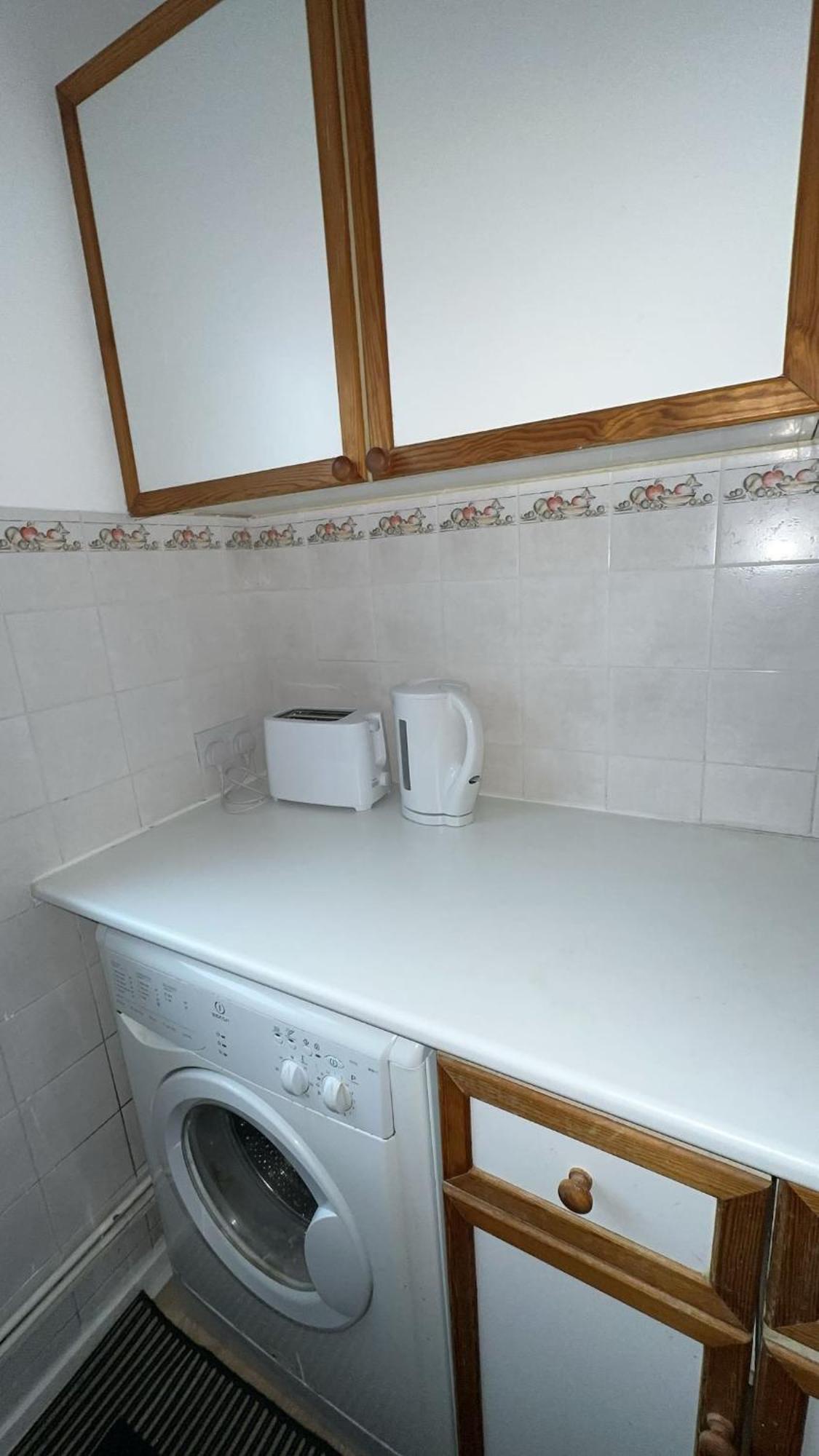 Maya Cottage - Central Location With Private Parking Cambridge Exterior foto